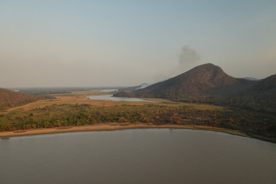 Fire in the Amola Mountain - Pantanal - Brasil 