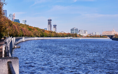 Early autumn day over Moscow river