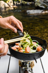 アウトドア　シニアの料理