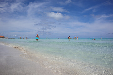 Fototapeta na wymiar White sand beach by the Atlantic ocean. Varadero. Cuba.