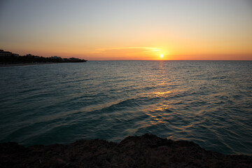 Obraz premium Sunset over the Atlantic ocean. Varadero. Cuba.