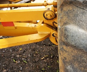 Excavators that require large tires with an old tire because it has been used heavily for a long time.