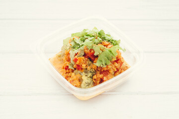 Simple organic food plates 