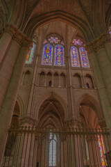 Obraz premium gothic temple in the city of Reims in France from the inside