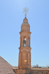 Fototapeta premium church cross and blue sky background 