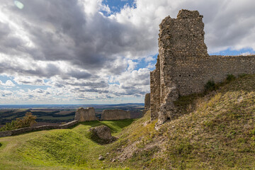 Fototapeta na wymiar The ruins of the ancient castle Branc