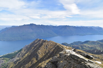Obraz premium The view of mountains in Queenstown, New Zealand