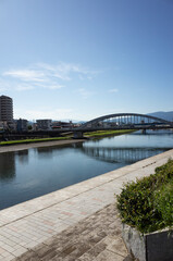 かのがわ風のテラスと御成橋