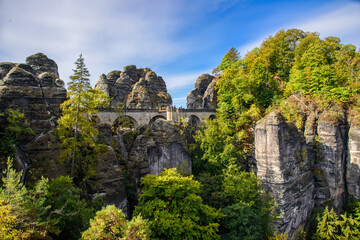 Fototapeta na wymiar Sächsische Schweiz - Sachsen - Germany / Elbsandsteingebirge. Blick auf die Brücke der Bastei.