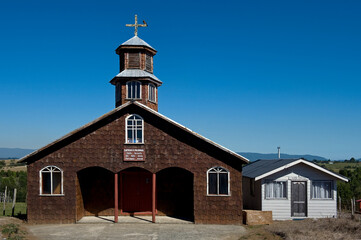 Die Capilla El Palomar, Holzkirche auf der Insel Chiloé, Chile