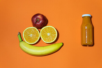 Smothie zdrowe owoce, jabłko banan pomarańcz