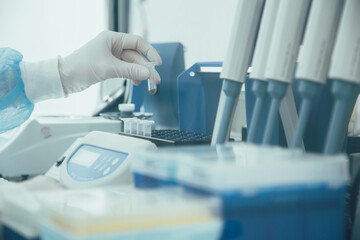 Using micro tubes with long block thermostat