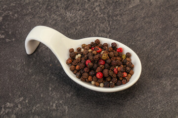 Peppercorn heap in the bowl