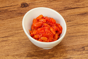 Baked kidney with tomato and pepper