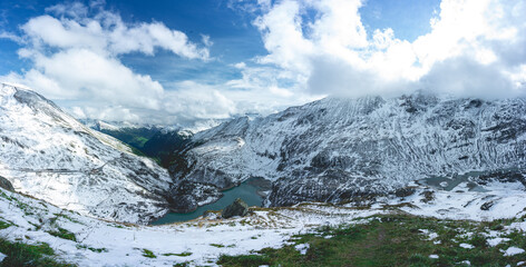 Fototapeta premium nice panorama view in the Alps of Austri, Hohe Tauern.