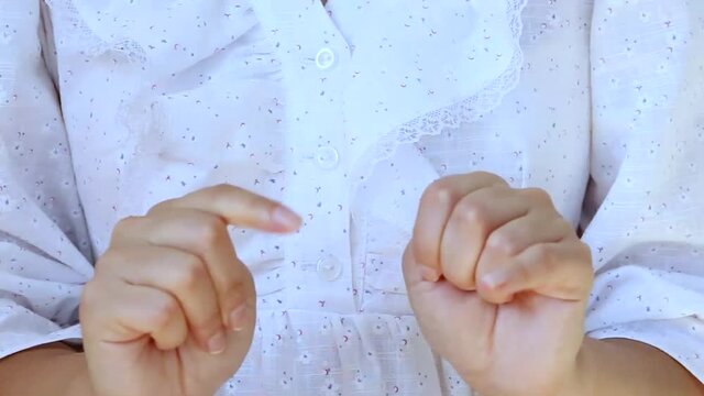 Brain Development: learning and practising asynchronous Finger and Hand Exercises. Thumb and forefinger actions