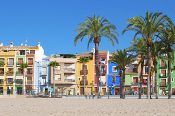 Naklejka premium Casas de colores en Villajoyosa, España