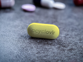 Obraz na płótnie Canvas Acyclovir Antiviral Drug
