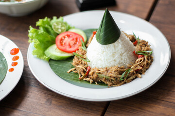 traditional indonesian food, nasi ayam suwir, sundanese food, culinary, indonesian cuisine