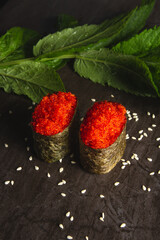 Gunkan tobiko,  sushi