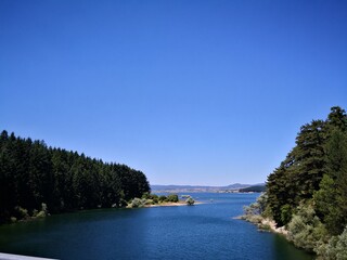 Obraz premium lake and mountains