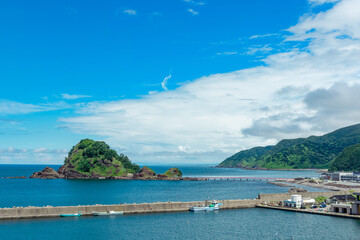 【山形県鶴岡市由良海岸】由良海岸は日本の渚100選、快水浴場100選に選ばれた美しい海岸