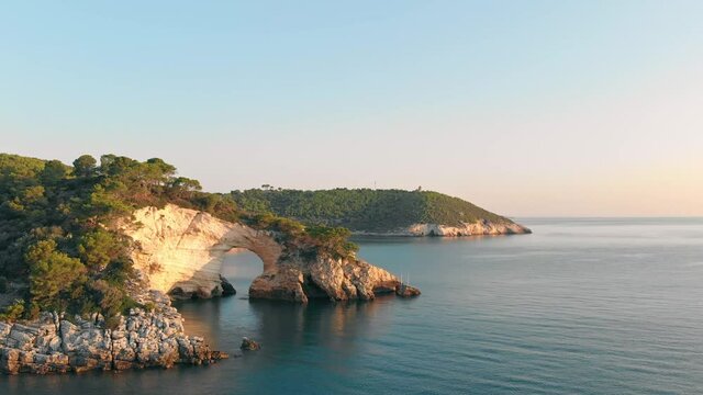 Arco di San Felice - Vieste - Puglia - Italy 002