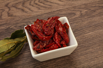 Dry tomato heap in the bowl
