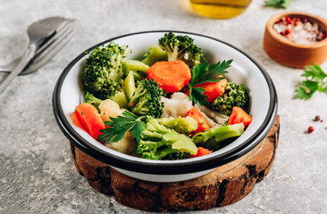 Steamed vegetables - broccoli,carrot and cauliflower