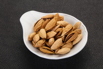 Unpeeled Almonds nuts