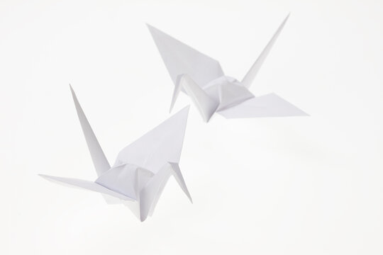 2 553 件の最適な 折り鶴 画像 ストック写真 ベクター Adobe Stock