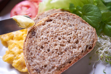 
slice of brown bread