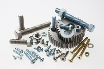 ギアとネジ