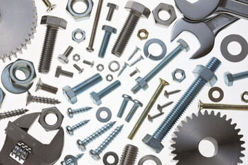 ギアとネジ