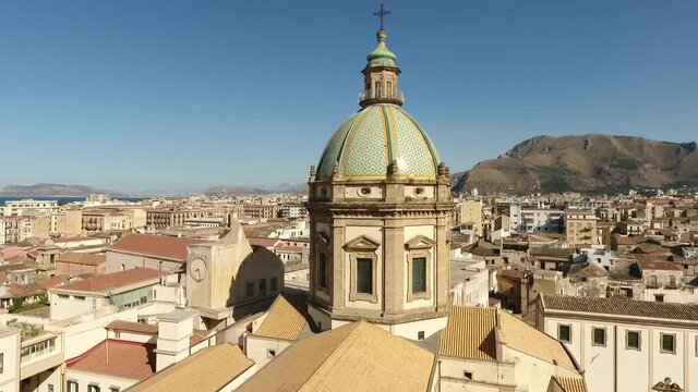 Una vista mozzafiato dalla chiesa del Ges&ugrave; nota anche come Casa Professa, &egrave; una delle pi&ugrave; importanti chiese barocche di Palermo