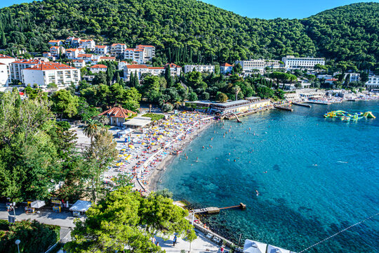 Lapad beach