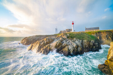 Côte Bretonne, le phare de la pointe Saint Mathieu dans le Finistere