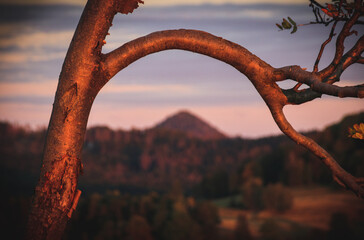 Fototapeta premium Klíč from Střední vrch (Mittenberg) Middlemountain in Czech Republic