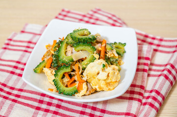 沖縄料理　ゴーヤーチャンプルー