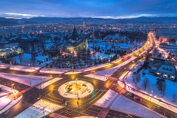 Nowy Sącz o poranku, rondo Solodarności © Piotr Gaborek 