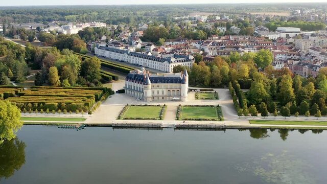 ville et ch&acirc;teau de Rambouillet dans les Yvelines (France)