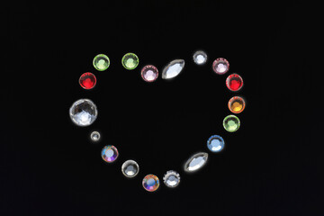 ハートのスワロフスキー