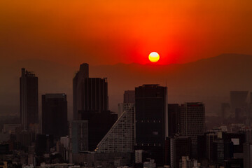 Fototapeta premium Atardecer en la Ciudad de Mexico