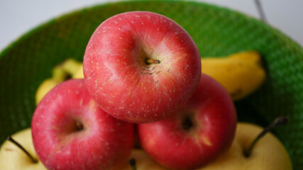 red apples on the table