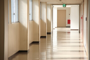 病院の廊下