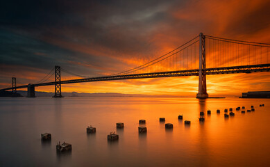 Obraz premium San Francisco Bay Bridge at Sunrise