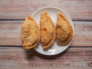 curry puff in a plate