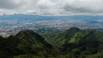 Fototapeta na wymiar Beautiful view of the impressive green the Rainforest in Costa Rica in Pico Blanco