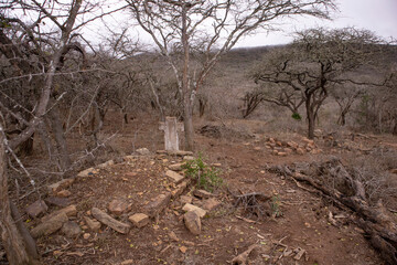 Obraz premium A gravesite inside a game reserve in South Africa