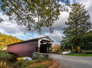 Covered bridge in Pennsylvania during Autumn